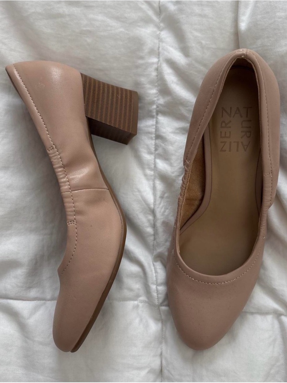 Naturalizer Dusty Pink Block Heel Pumps